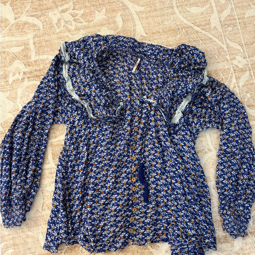Free People Navy Floral Blouse with Cream Trim Size Small